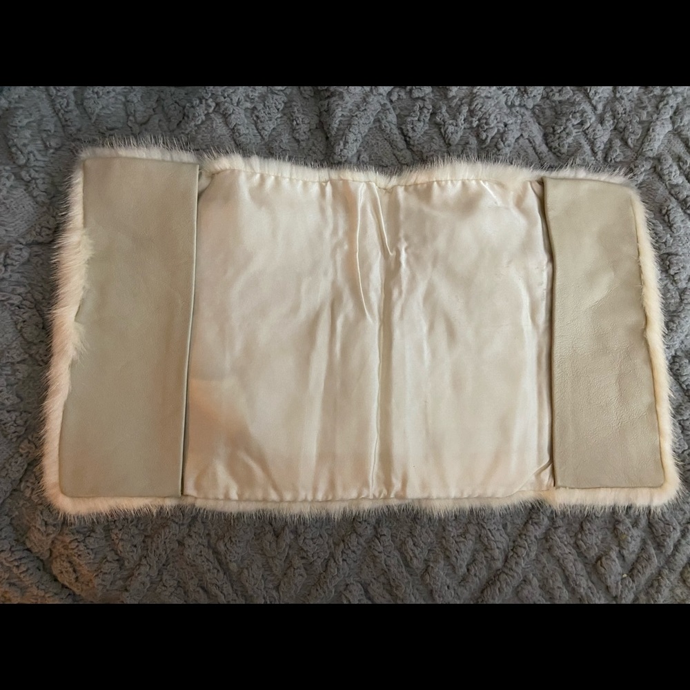 Custom White mink Bible Cover - Picture 4 of 4